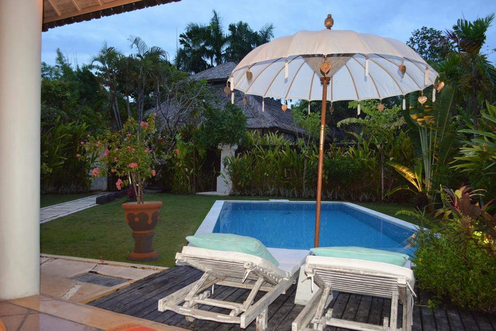 Villa Raquel Seminyak Szoba fotó